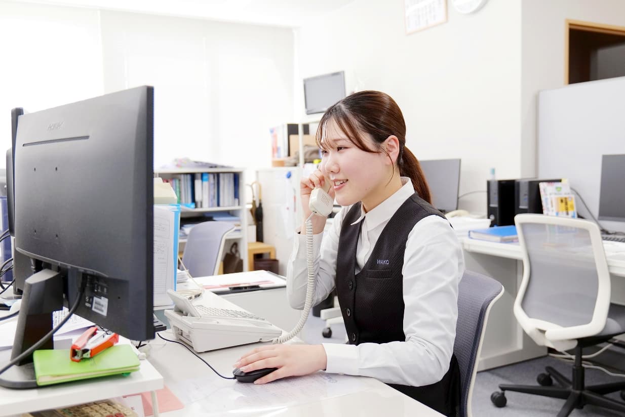 事務作業中の様子