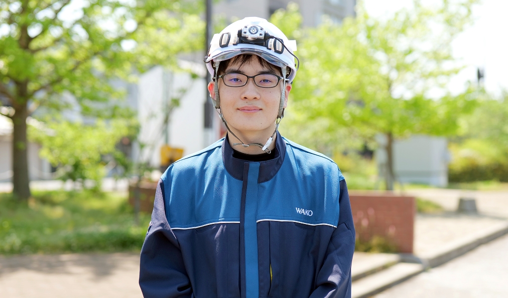 先輩社員Bの現場作業中の様子